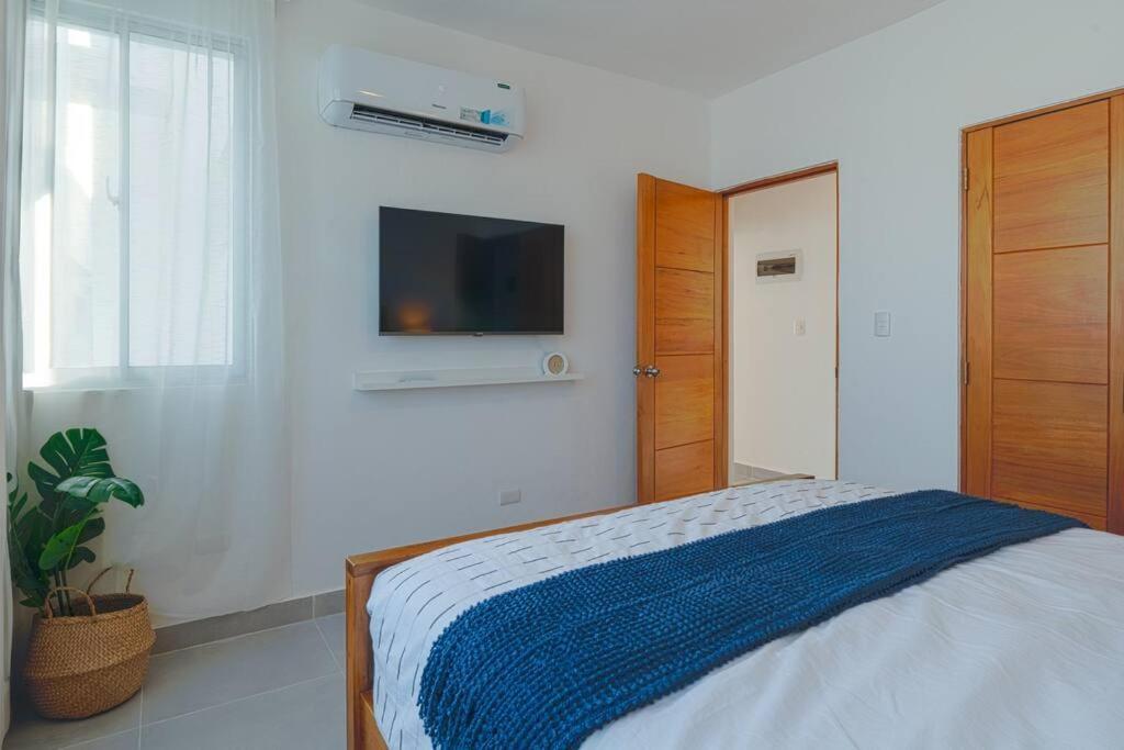 Apartment White Sands Condo, Beach, Wi-fi, Pool *
