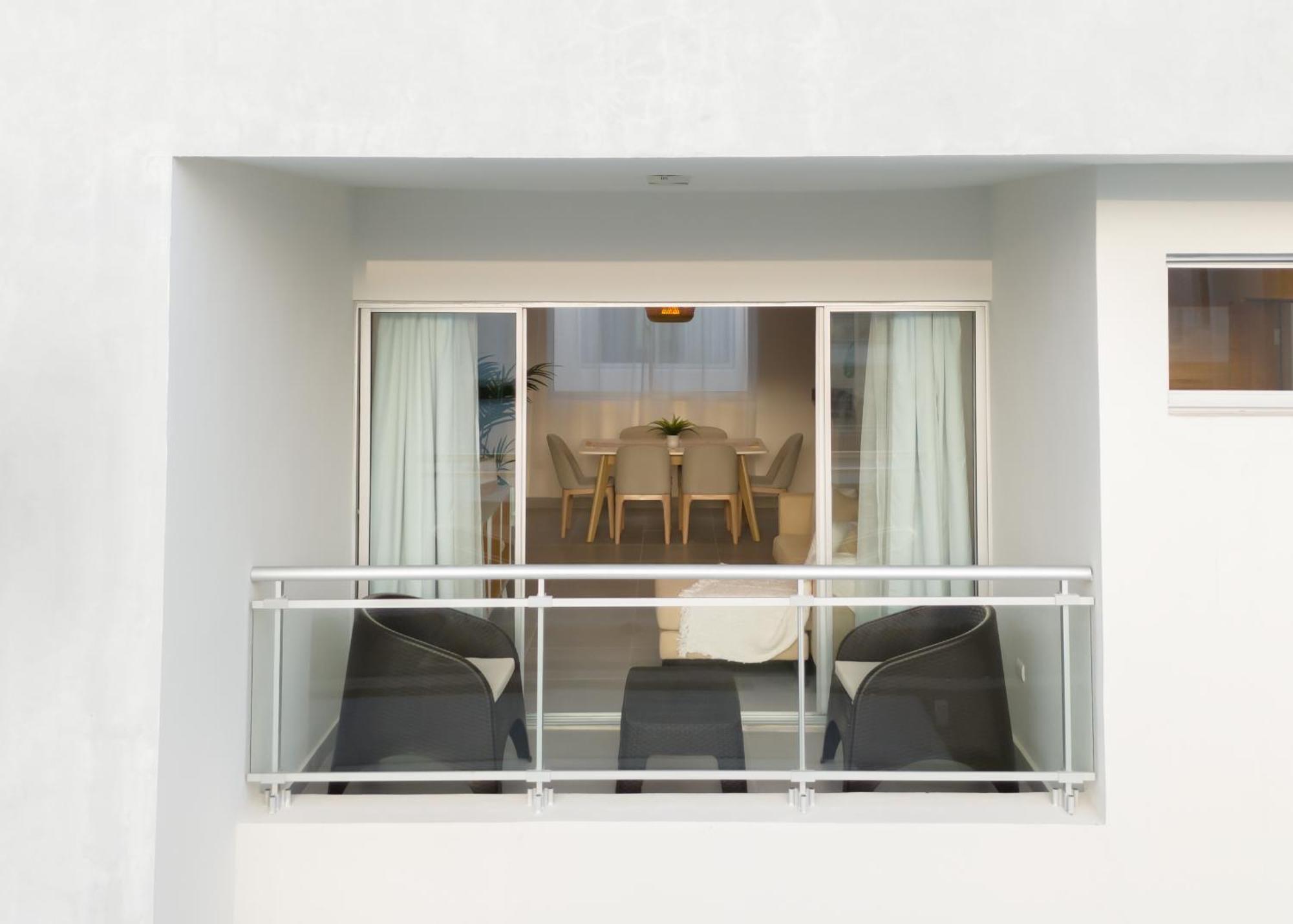 White Sands Condo, Beach, Wi-fi, Pool Apartment